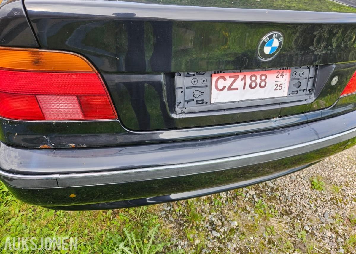 1999 BMW 520 IA 2.0 BENSIN 150HK AUTOMAT, DELEBIL