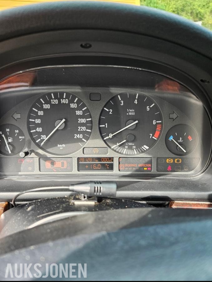1999 BMW 520 IA 2.0 BENSIN 150HK AUTOMAT, DELEBIL