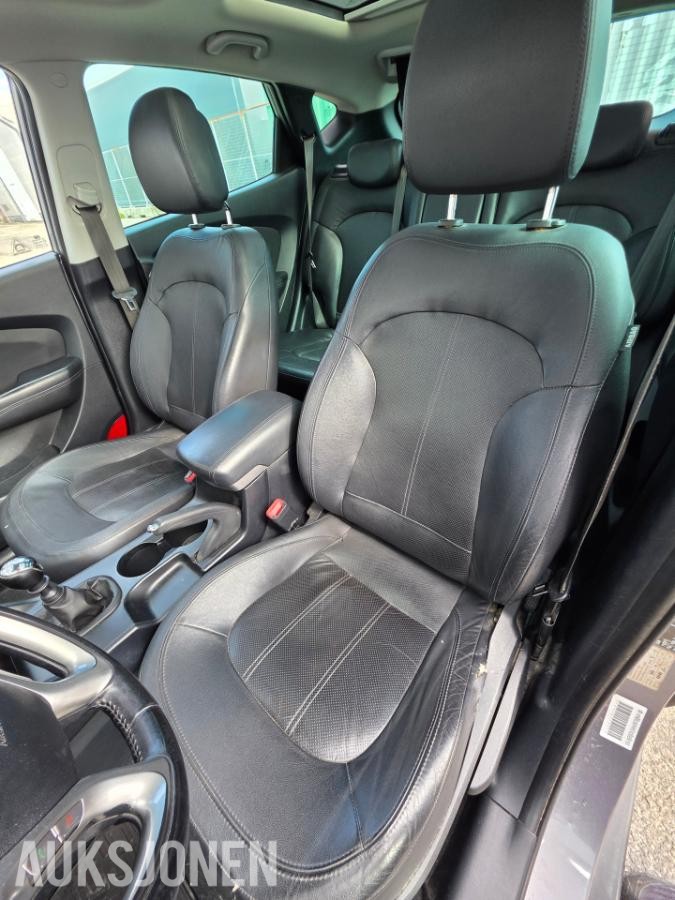 2012 Hyundai ix35 2.0 Diesel 136hk 4WD Cruisekontroll, Hengerfeste, Soltak