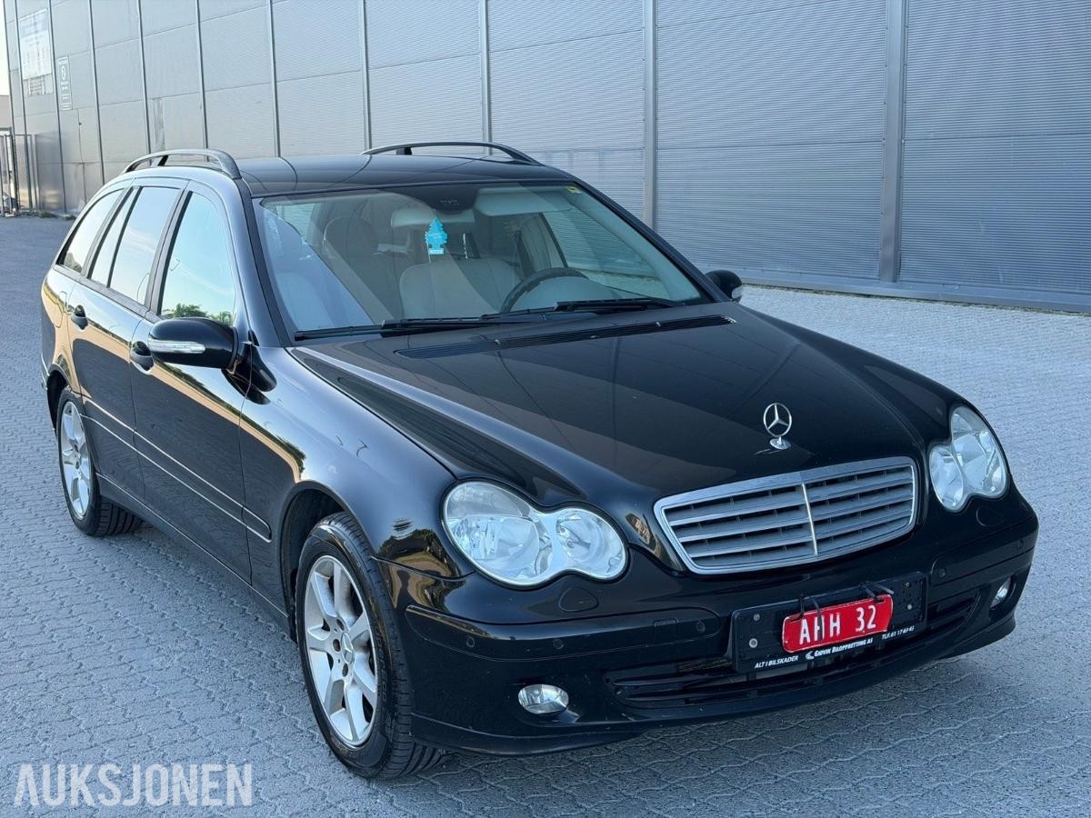 2005 MERCEDES-BENZ C 240 4MATIC AUTOMAT HENGERFESTE