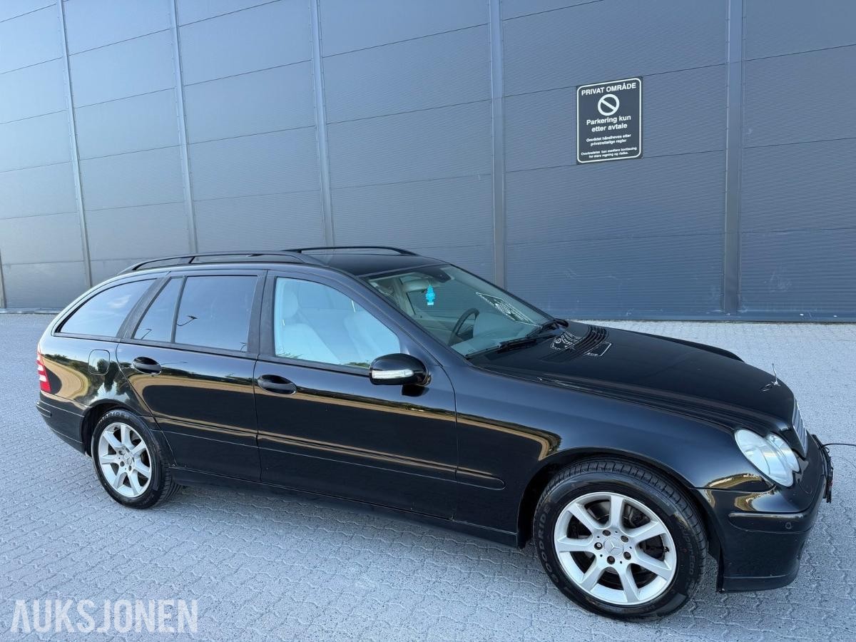 2005 MERCEDES-BENZ C 240 4MATIC AUTOMAT HENGERFESTE