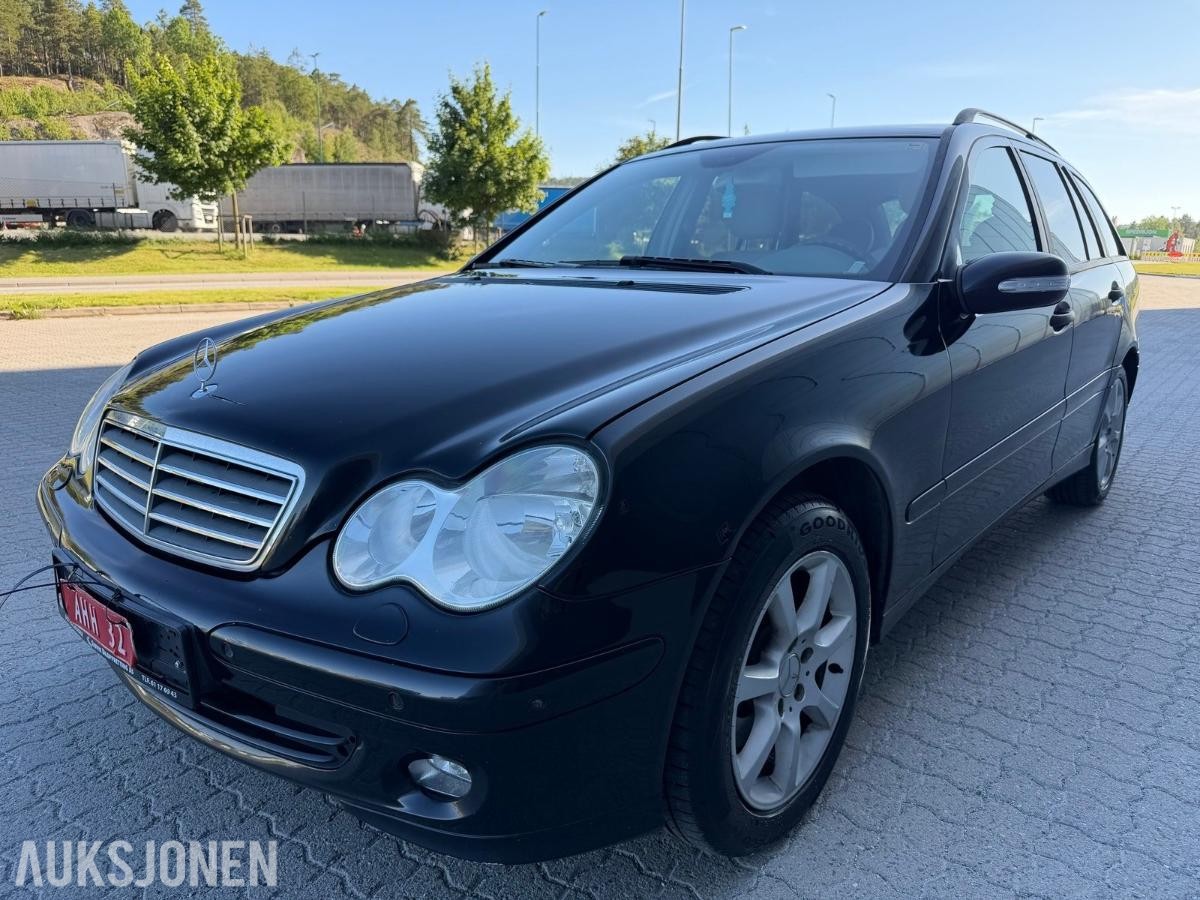 2005 MERCEDES-BENZ C 240 4MATIC AUTOMAT HENGERFESTE