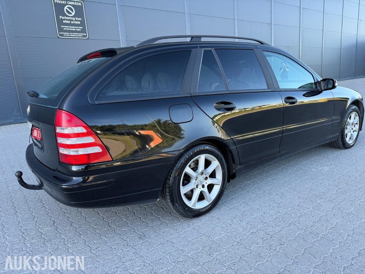2005 MERCEDES-BENZ C 240 4MATIC AUTOMAT HENGERFESTE