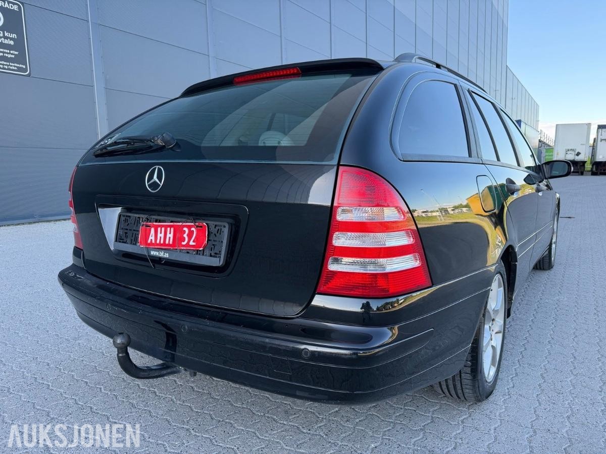 2005 MERCEDES-BENZ C 240 4MATIC AUTOMAT HENGERFESTE