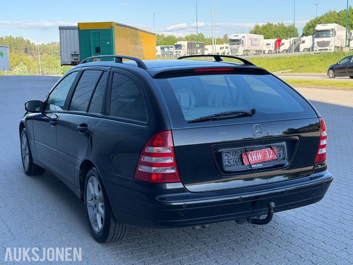 2005 MERCEDES-BENZ C 240 4MATIC AUTOMAT HENGERFESTE