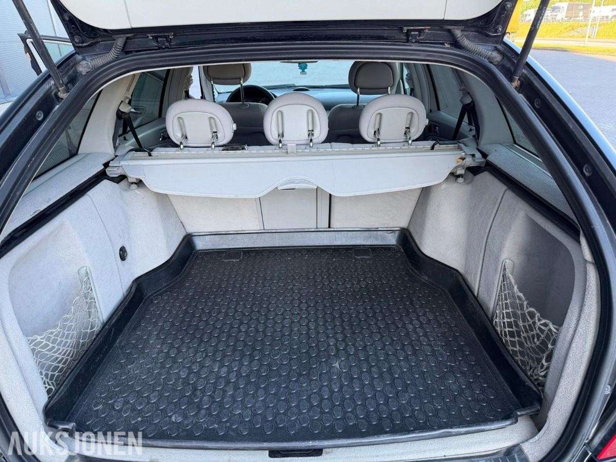 2005 MERCEDES-BENZ C 240 4MATIC AUTOMAT HENGERFESTE