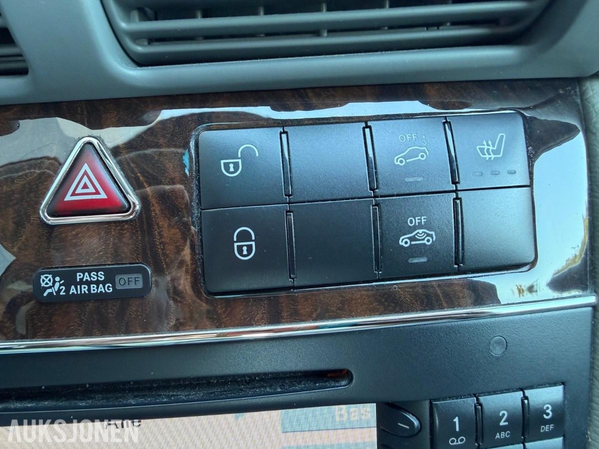 2005 MERCEDES-BENZ C 240 4MATIC AUTOMAT HENGERFESTE