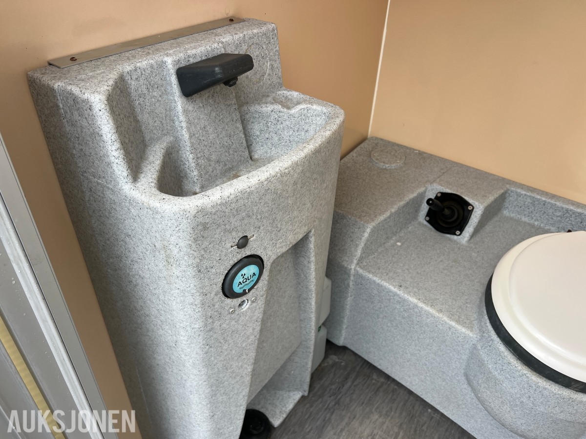 Arbeidsbrakke Scanvogn med WC