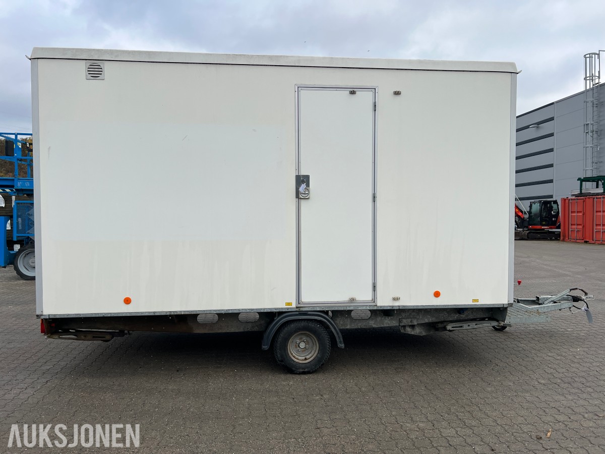 Arbeidsbrakke Scanvogn med WC