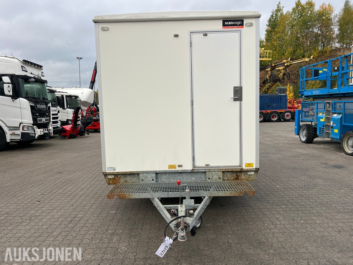 Arbeidsbrakke Scanvogn med WC