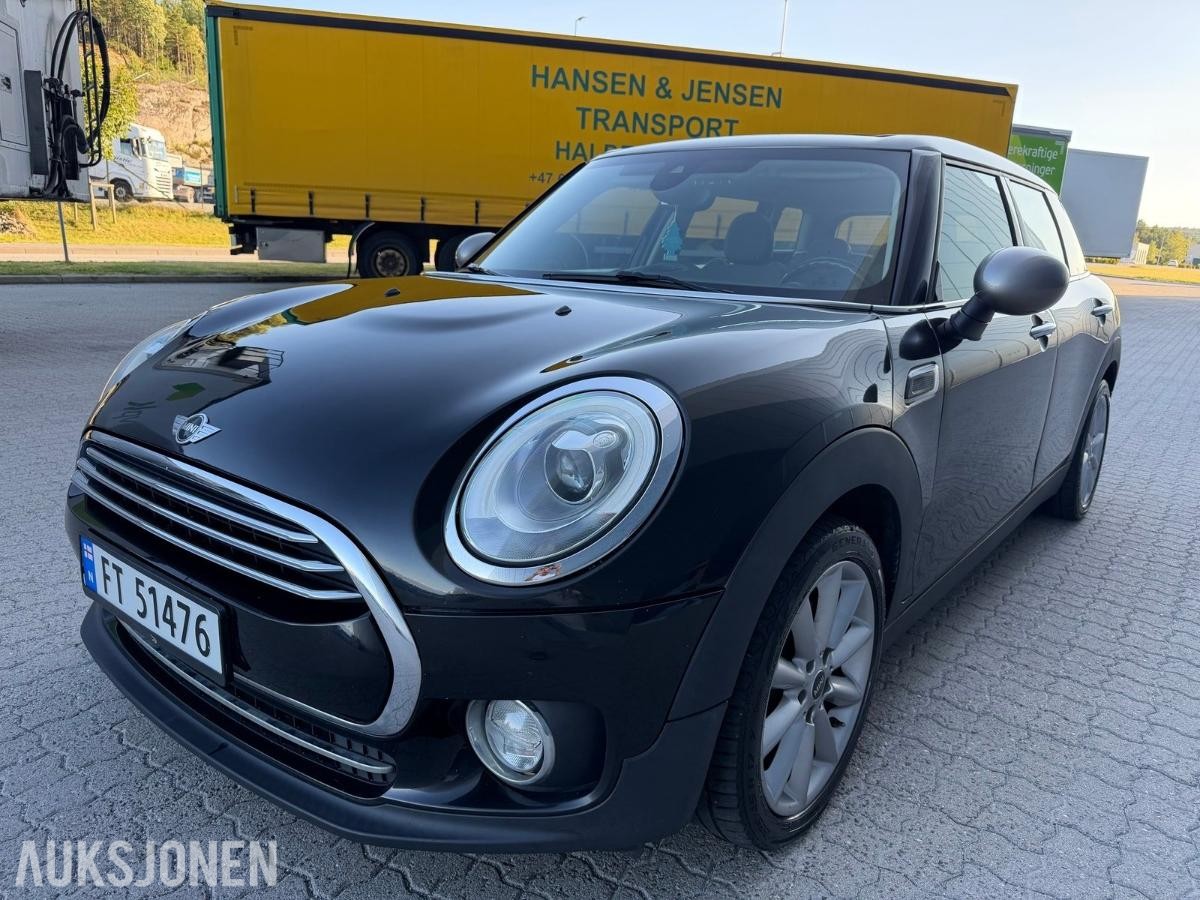 2015 MINI CLUBMAN COOPER D AUTOMAT PANORAMA HENGERFESTE
