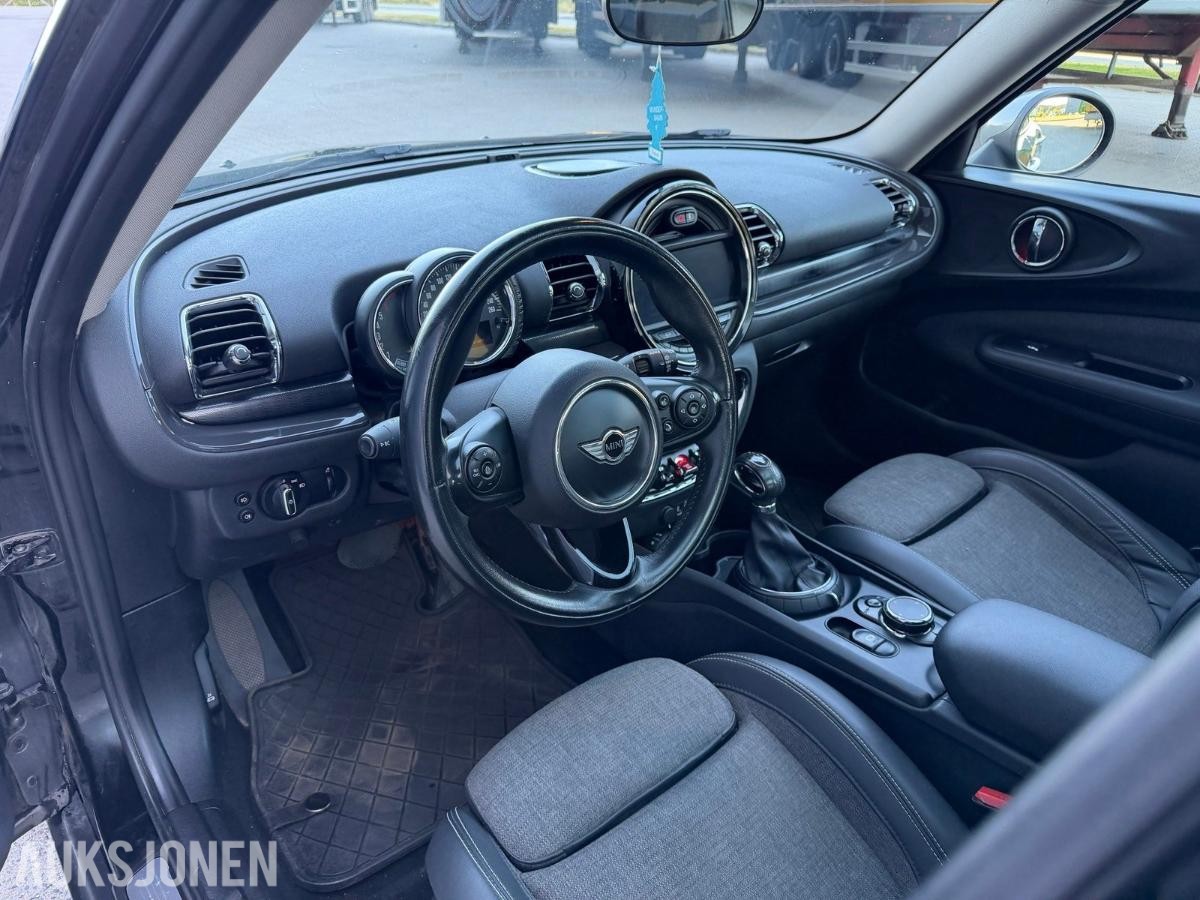 2015 MINI CLUBMAN COOPER D AUTOMAT PANORAMA HENGERFESTE