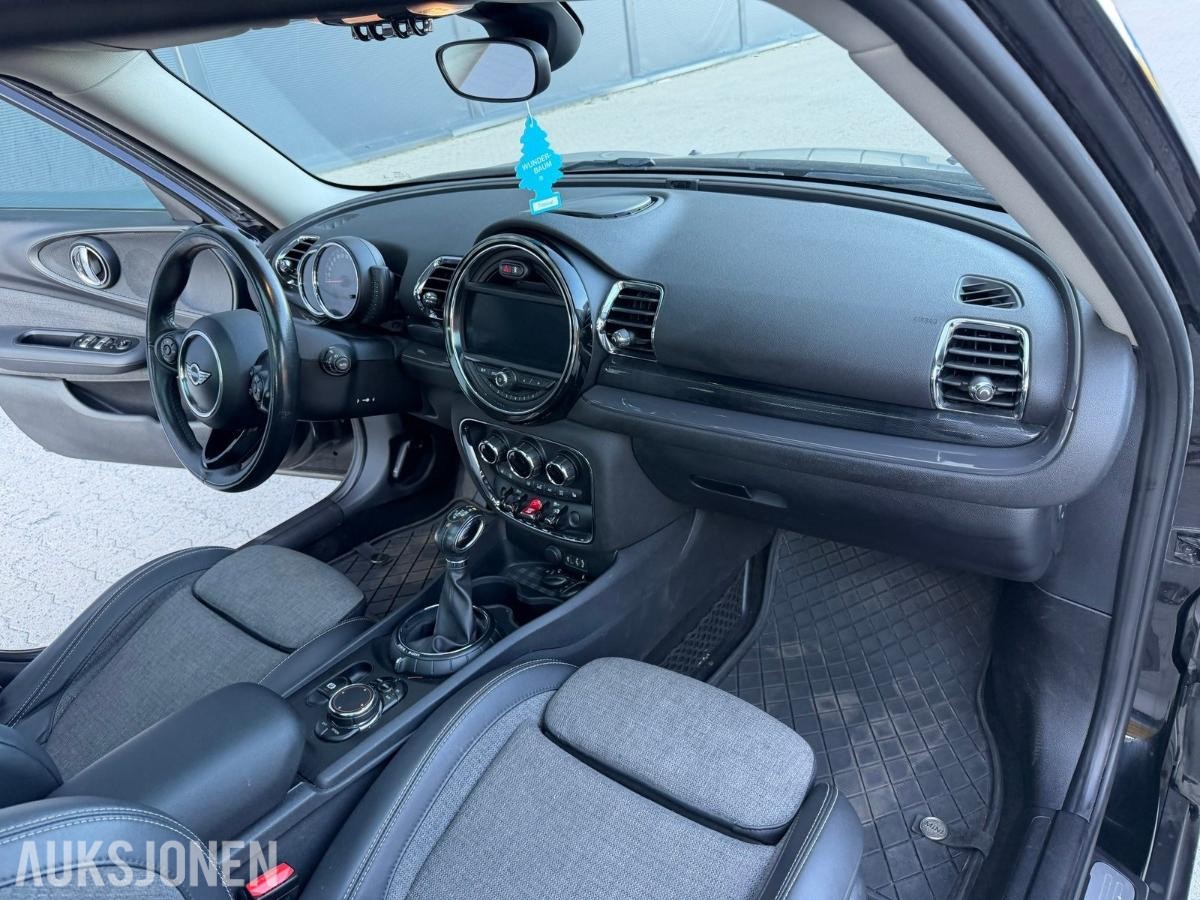 2015 MINI CLUBMAN COOPER D AUTOMAT PANORAMA HENGERFESTE