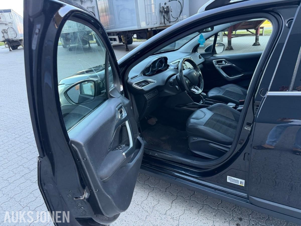 2018 PEUGEOT 2008 ACTIVE AUT PANORAMA HENGERFESTE KAMERA
