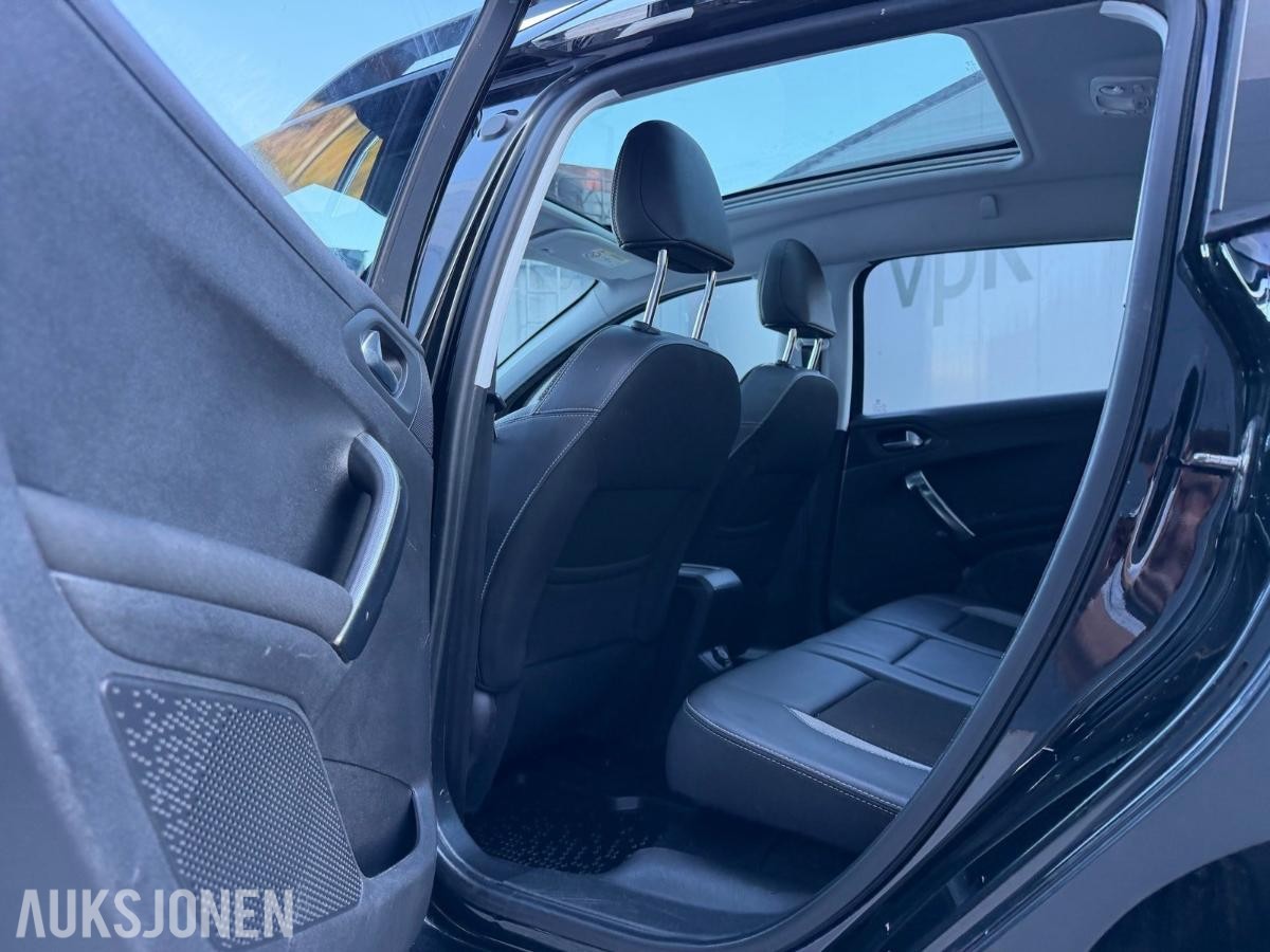 2018 PEUGEOT 2008 ACTIVE AUT PANORAMA HENGERFESTE KAMERA