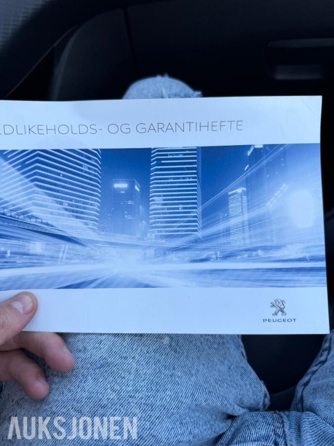 2018 PEUGEOT 2008 ACTIVE AUT PANORAMA HENGERFESTE KAMERA