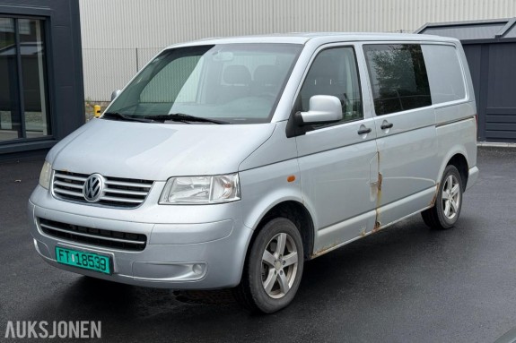 2006 Volkswagen Transporter, 2.5-131 D 4MOTION - Hengerfeste - Manuell - 3 seter - 2 dekksett 352.935 km