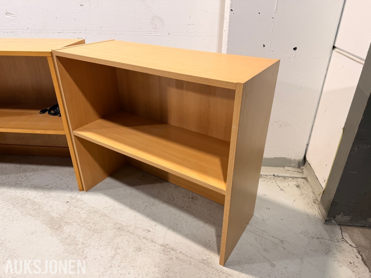 4 stk hyller/reoler i tre