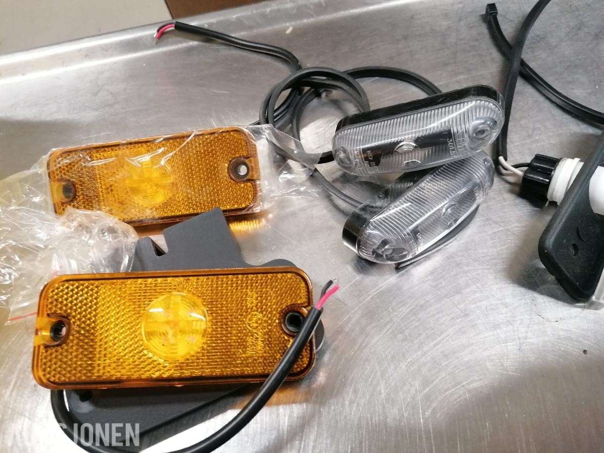 Diverse lampe deler til tilhenger