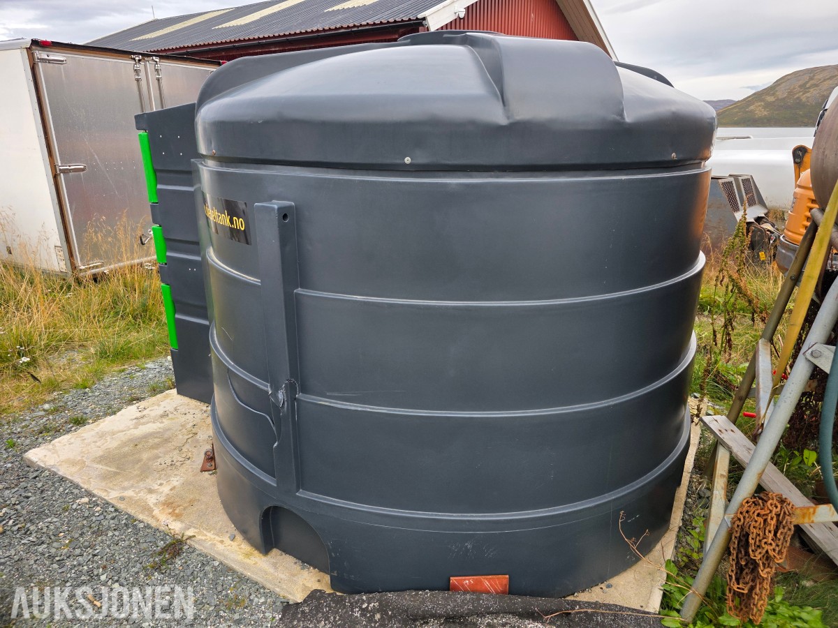 2022 Fortis 5000 liter dieseltank, 2200 liter blank diesel