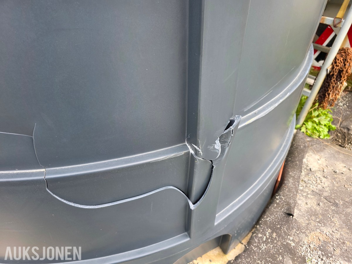 2022 Fortis 5000 liter dieseltank, 2200 liter blank diesel