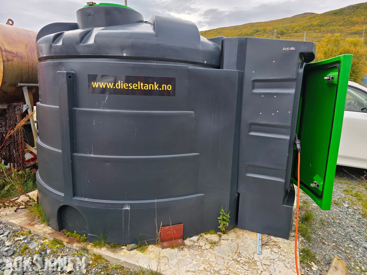 2022 Fortis 5000 liter dieseltank, 2200 liter blank diesel
