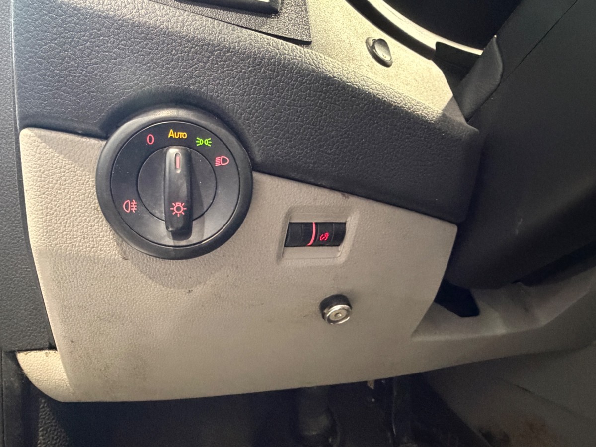 2018 VOLKSWAGEN TRANSPORTER 4MOTION 150 HK AUTOMAT DOBBELKABIN WEBASTO EU OK 28!