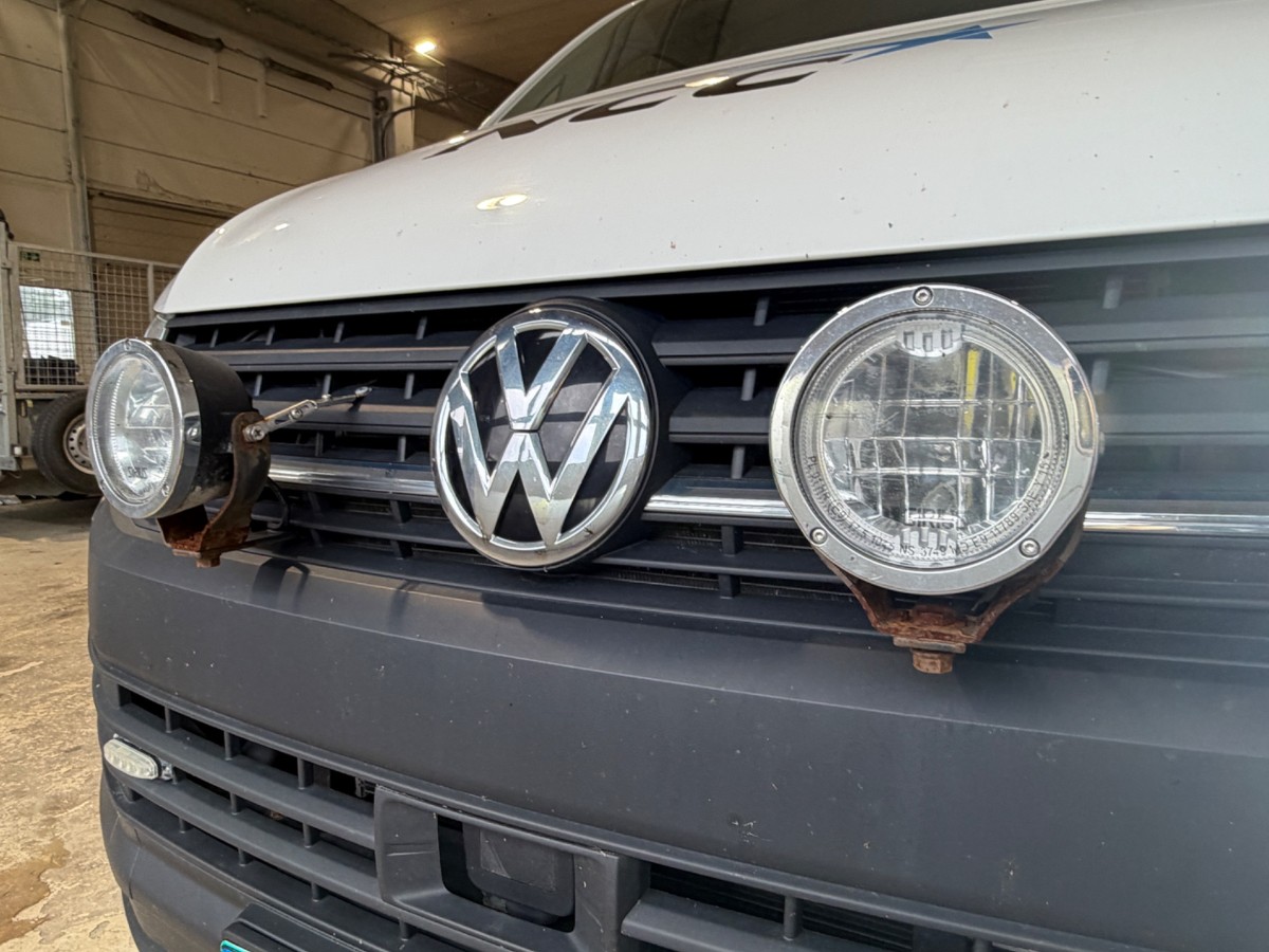2018 VOLKSWAGEN TRANSPORTER 4MOTION 150 HK AUTOMAT DOBBELKABIN WEBASTO EU OK 28!