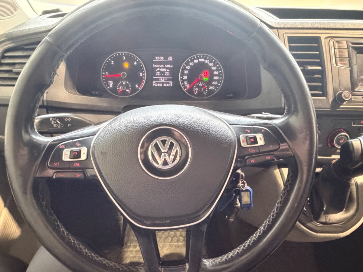2018 VOLKSWAGEN TRANSPORTER 4MOTION 150 HK AUTOMAT DOBBELKABIN WEBASTO EU OK 28!