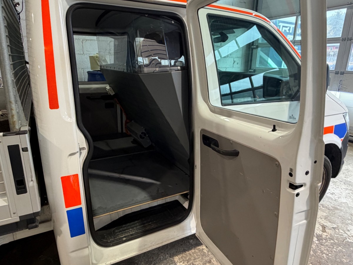 2018 VOLKSWAGEN TRANSPORTER 4MOTION 150 HK AUTOMAT DOBBELKABIN WEBASTO EU OK 28!
