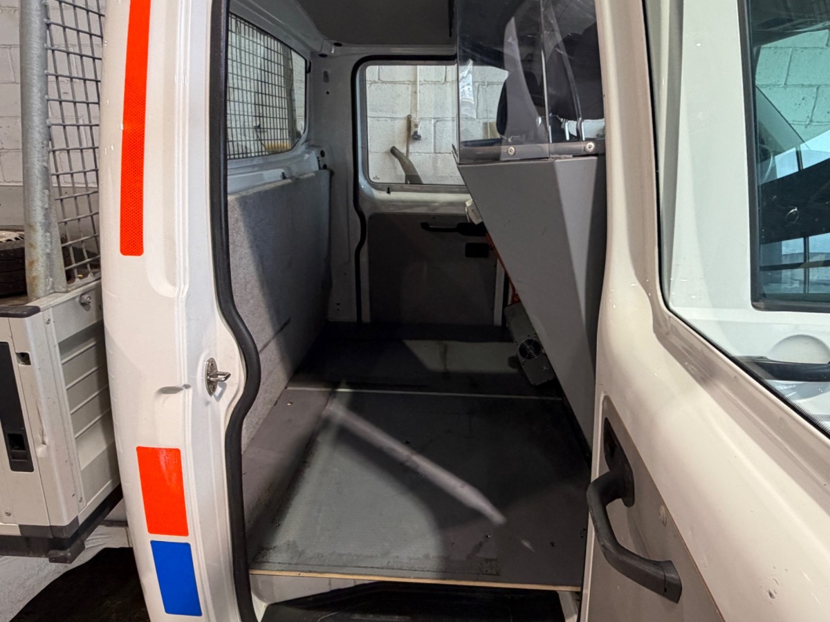 2018 VOLKSWAGEN TRANSPORTER 4MOTION 150 HK AUTOMAT DOBBELKABIN WEBASTO EU OK 28!