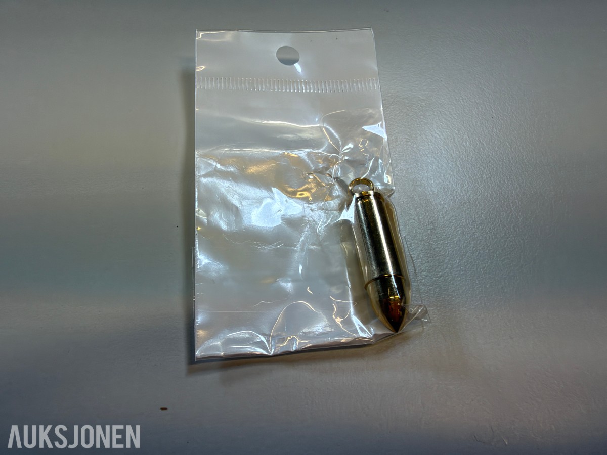 Ca 650 stk smykker - halskjeder, armbånd, ringer og øredobber