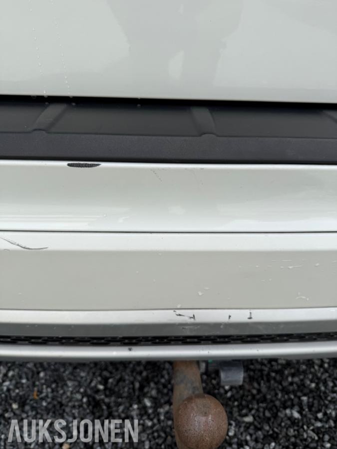 2011 VOLVO XC 60 R-DESIGN D4 163hk AWD AUTOMAT CRUISEKONTROLL RYGGEKAMERA