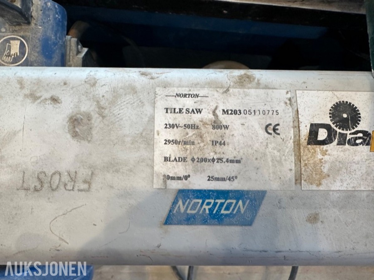 Norton flissag, kapp-/gjærsag og Makita batteriverktøy