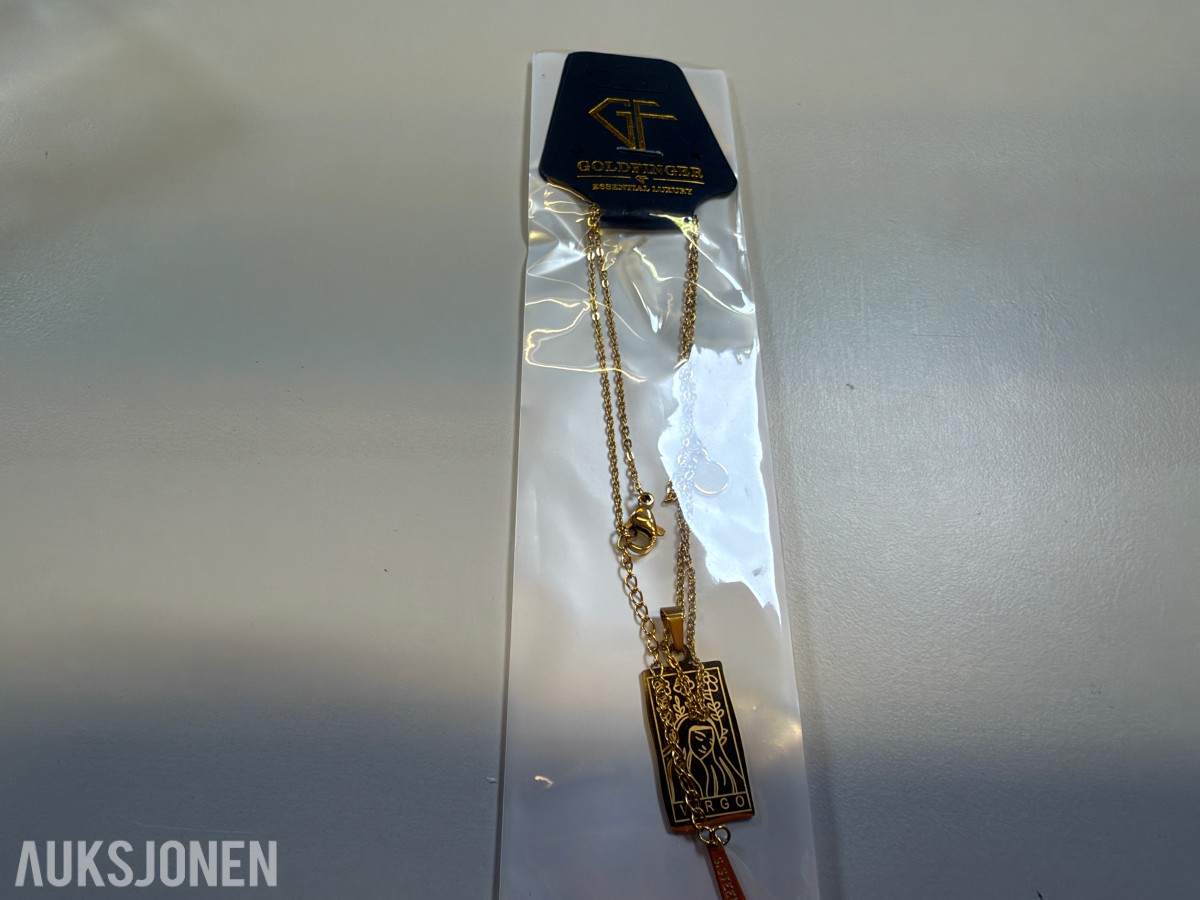 Ca 450 stk halskjeder og armbånd i ulike utførelser