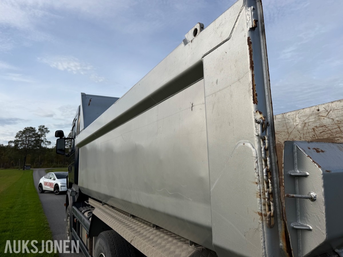 Scania R 560