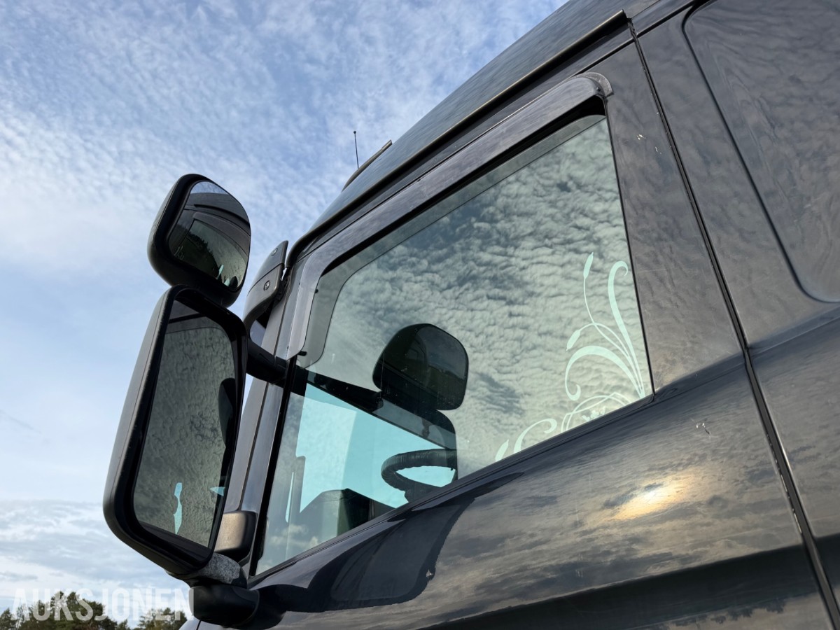 Scania R 560