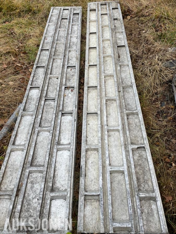 Solide kjørebruer i aluminium, 282x45cm, 20 tonn