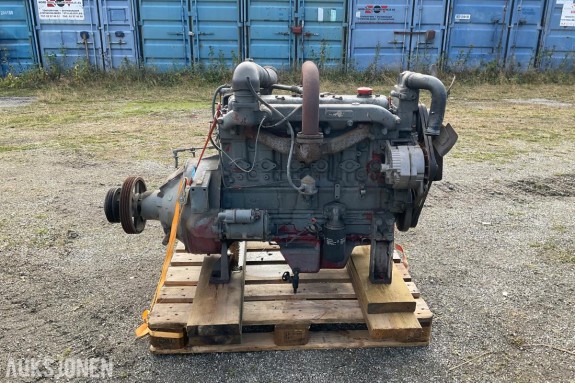 1984 Perkins Motor Diesel 6 syl - Kun 2560 Timer