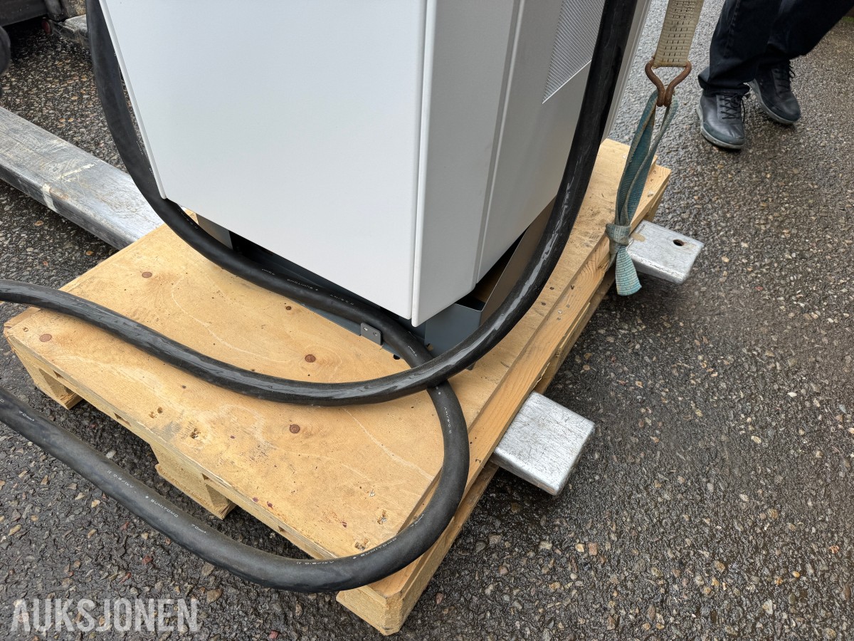 2023 ABB Terra 184HC CJ hurtigladestasjon CCS2 – CHAdeMO