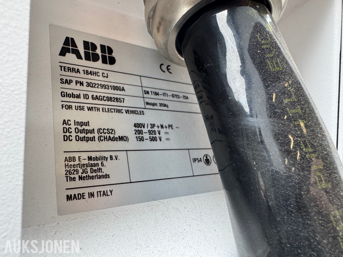 2023 ABB Terra 184HC CJ hurtigladestasjon CCS2 – CHAdeMO