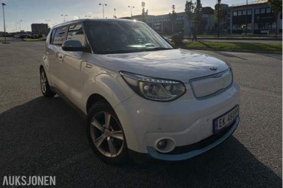 2016 Kia Soul EV Cruisekontroll, Rattvarme, S+V DEKK NYLIG EU GODKJENT
