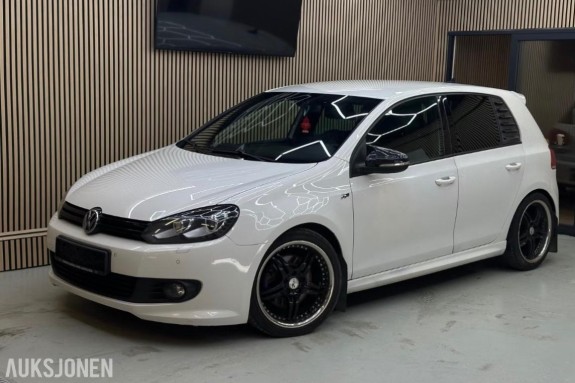 2011 Volkswagen Golf  VI 2.0 140hk   4MOTION R-LINE motorvarmer eu ok 11.2027 