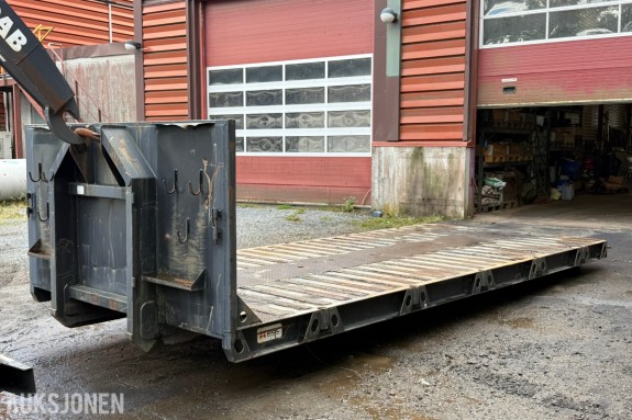 2014 BNSC maskinflak 5,8 m – 2,4 m bredde – hjul – surrefester
