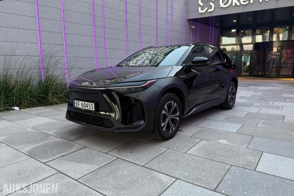 2023 Toyota bZ4X, 204hk 2WD Active, Adaptic cruisekontroll, Ryggekamera