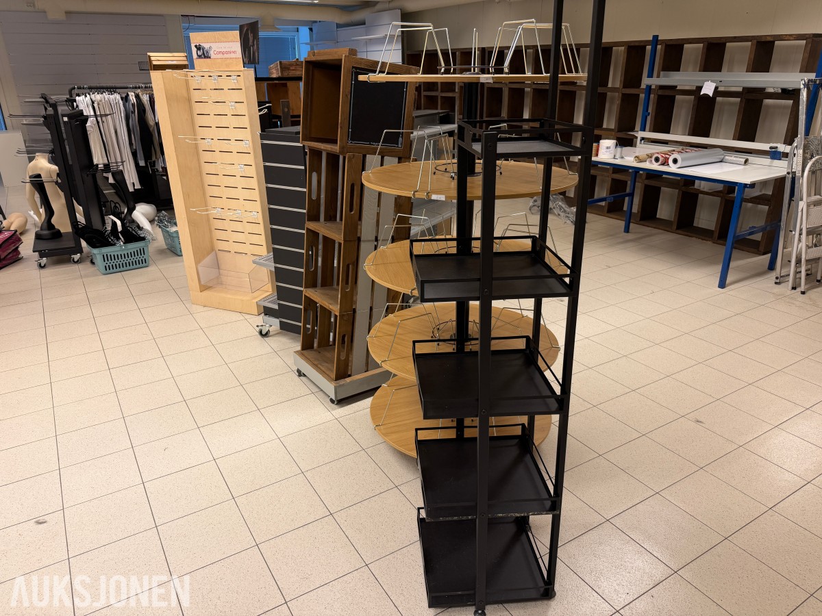 Butikkinnredning - 5 stk. reoler / hyller - ingen minstepris!
