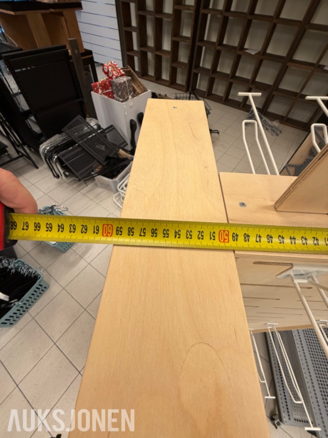 Butikkinnredning - 5 stk. reoler / hyller - ingen minstepris!