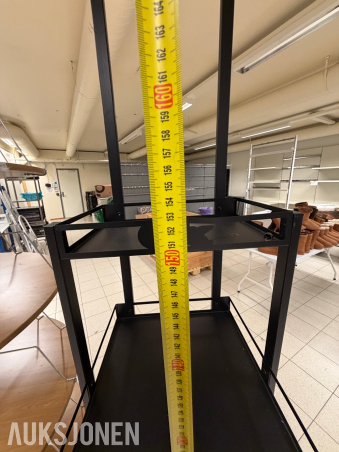 Butikkinnredning - 5 stk. reoler / hyller - ingen minstepris!