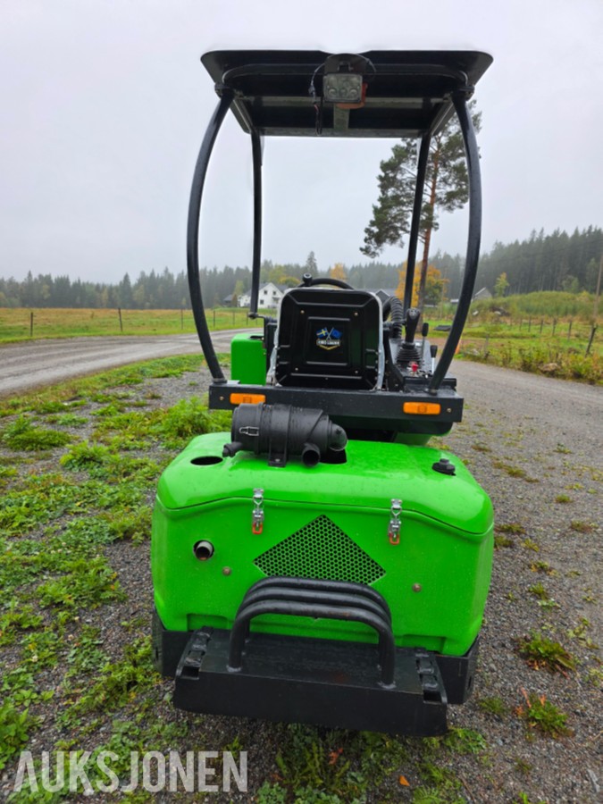 2026 Euroloader SKT 1000 kompaktlaster 4WD 3.6 timer -skuffe-gaffel