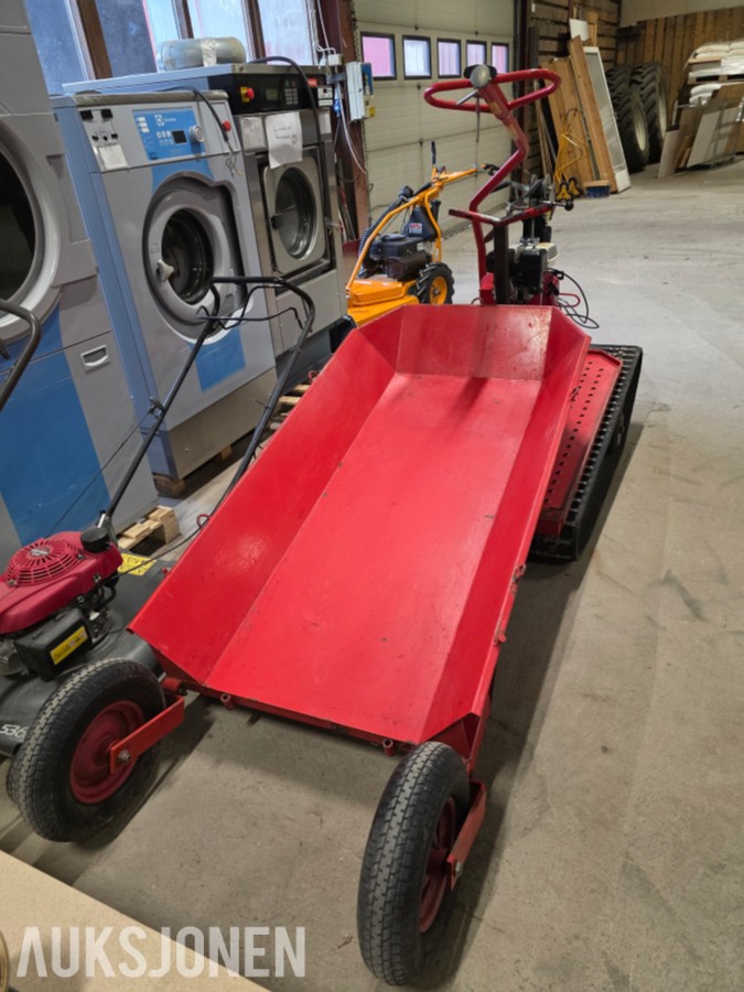 2007 Jernhesten IH 2055 elgtrekker